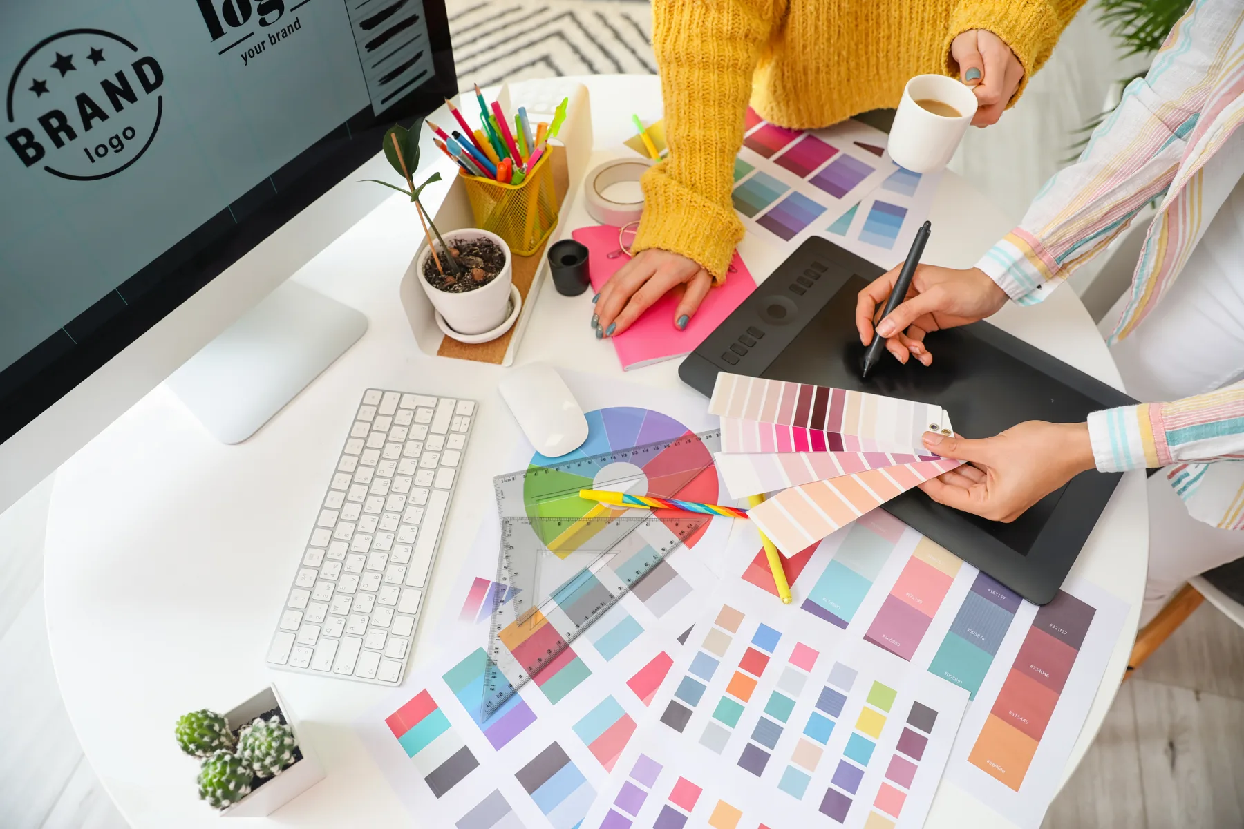 Bild visualisiert den Blog-Beitrag Adobe Express für Unternehmen, Content-Erstellung für Teams Bild visualisiert den Blog-Beitrag Adobe Express für Unternehmen, Content-Erstellung für Teams