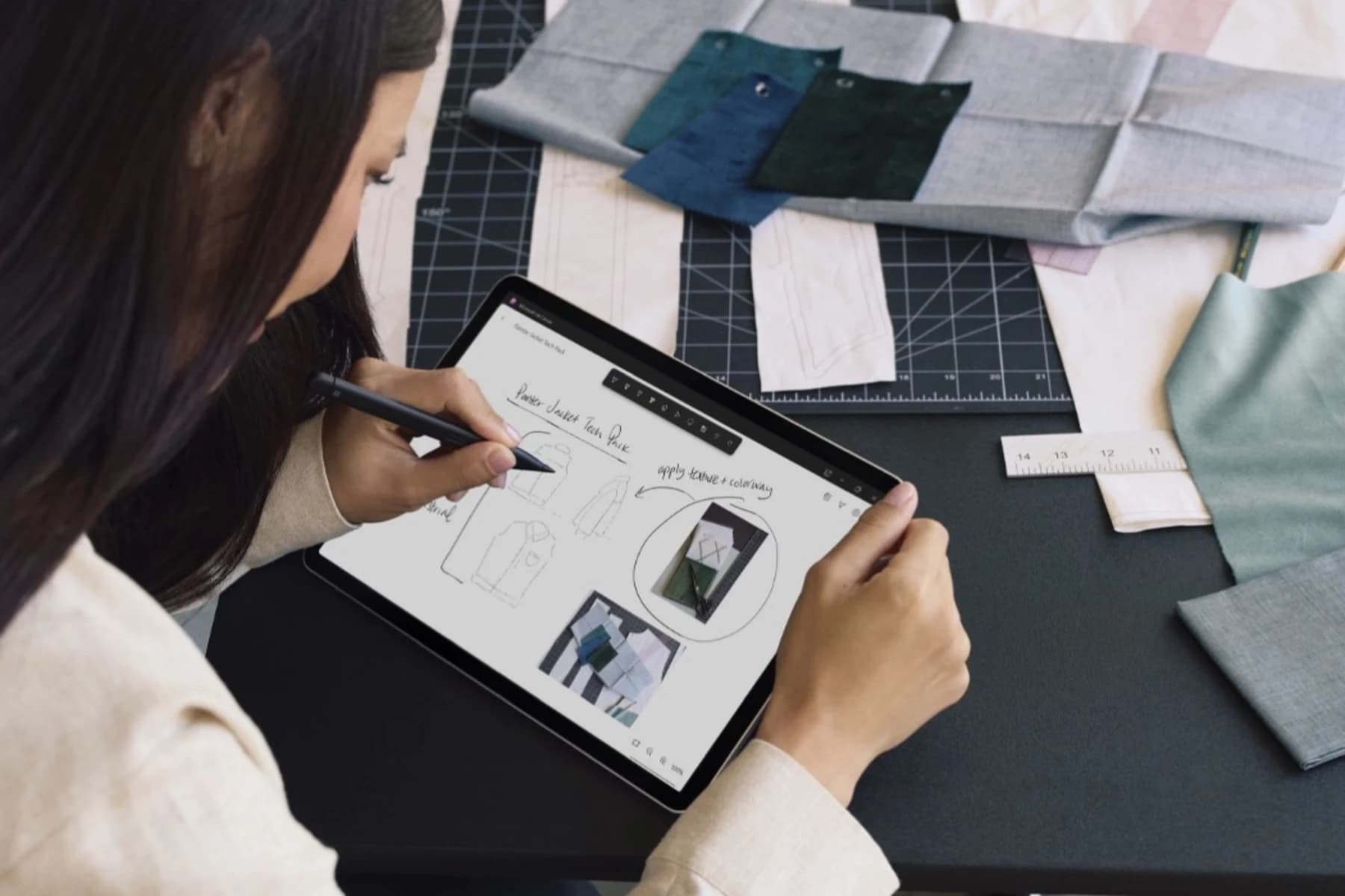 Bild visualisiert den Blog-Beitrag Neue Microsoft Surface for Business Modelle: Pro 12 Zoll und Laptop 13 Zoll mit Snapdragon X2 Plus Bild visualisiert den Blog-Beitrag Neue Microsoft Surface for Business Modelle: Pro 12 Zoll und Laptop 13 Zoll mit Snapdragon X2 Plus
